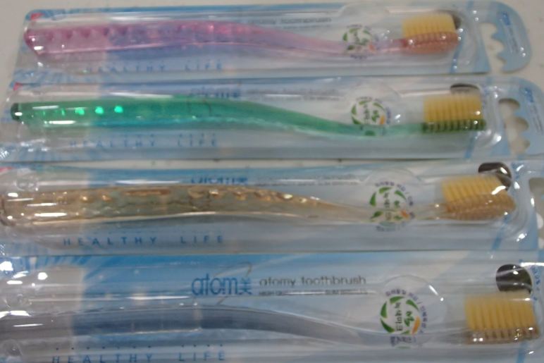 toothbrush 1